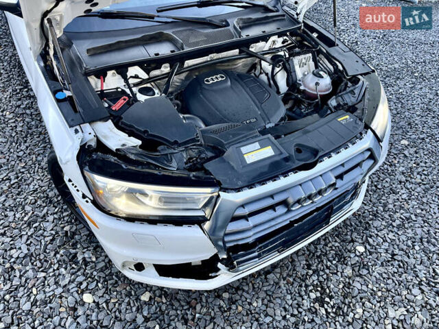 Білий Ауді Ку 5, об'ємом двигуна 1.98 л та пробігом 148 тис. км за 16400 $, фото 13 на Automoto.ua