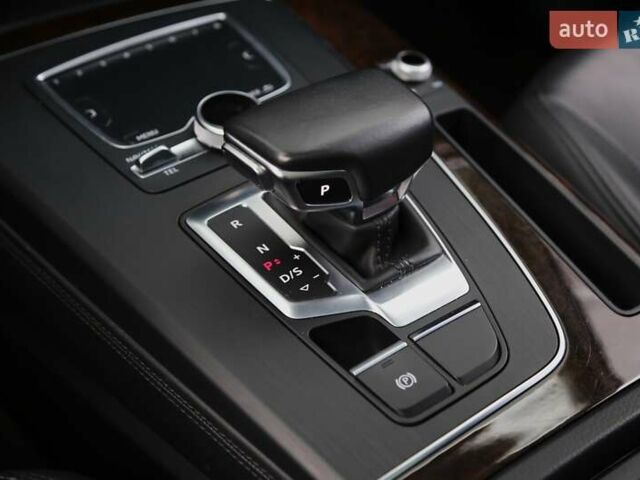 Білий Ауді Ку 5, об'ємом двигуна 1.98 л та пробігом 111 тис. км за 23900 $, фото 23 на Automoto.ua