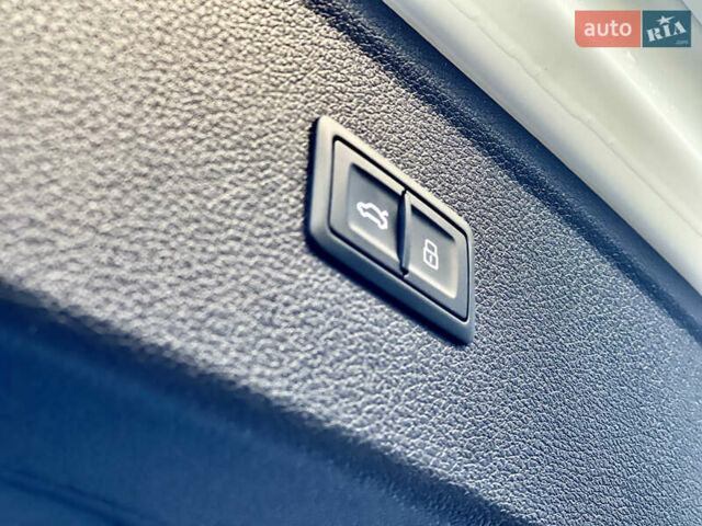 Білий Ауді Ку 5, об'ємом двигуна 1.98 л та пробігом 148 тис. км за 16400 $, фото 39 на Automoto.ua