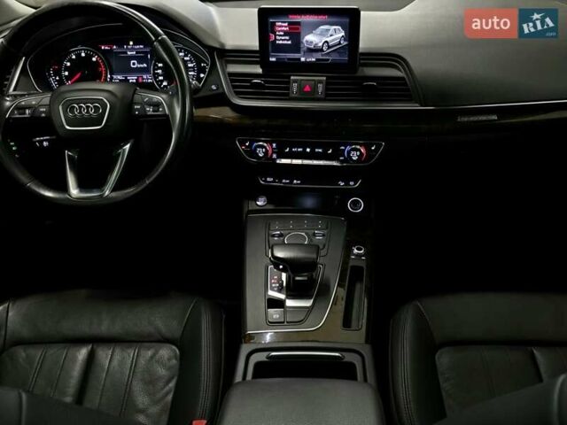 Белый Ауди Ку 5, объемом двигателя 1.98 л и пробегом 71 тыс. км за 24999 $, фото 17 на Automoto.ua