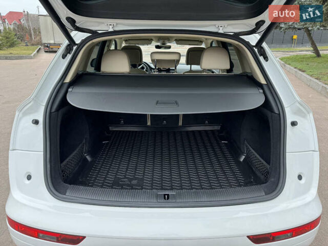 Белый Ауди Ку 5, объемом двигателя 1.98 л и пробегом 118 тыс. км за 25500 $, фото 8 на Automoto.ua