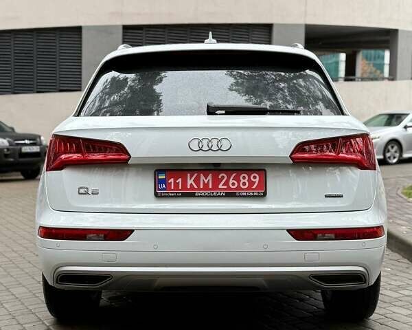 Белый Ауди Ку 5, объемом двигателя 1.98 л и пробегом 88 тыс. км за 26900 $, фото 8 на Automoto.ua