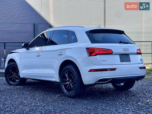 Білий Ауді Ку 5, об'ємом двигуна 1.98 л та пробігом 148 тис. км за 16400 $, фото 17 на Automoto.ua