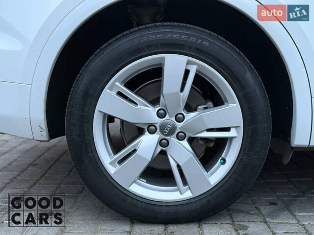 Белый Ауди Ку 5, объемом двигателя 1.98 л и пробегом 67 тыс. км за 30000 $, фото 11 на Automoto.ua