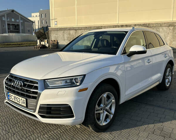 Белый Ауди Ку 5, объемом двигателя 1.98 л и пробегом 92 тыс. км за 25500 $, фото 1 на Automoto.ua