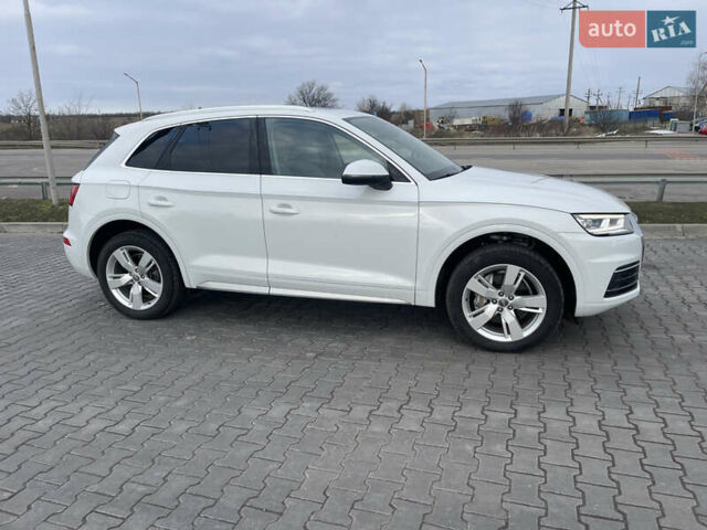 Белый Ауди Ку 5, объемом двигателя 2 л и пробегом 85 тыс. км за 25500 $, фото 3 на Automoto.ua