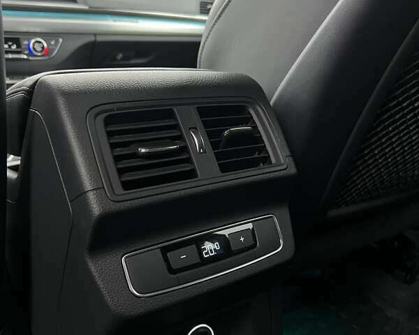 Белый Ауди Ку 5, объемом двигателя 1.97 л и пробегом 240 тыс. км за 38500 $, фото 28 на Automoto.ua