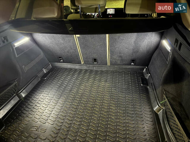 Белый Ауди Ку 5, объемом двигателя 1.98 л и пробегом 118 тыс. км за 25500 $, фото 25 на Automoto.ua