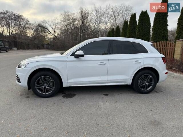 Белый Ауди Ку 5, объемом двигателя 1.98 л и пробегом 102 тыс. км за 27000 $, фото 1 на Automoto.ua