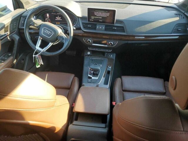 Белый Ауди Ку 5, объемом двигателя 0 л и пробегом 41 тыс. км за 10200 $, фото 5 на Automoto.ua