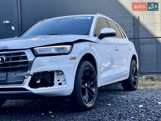 Білий Ауді Ку 5, об'ємом двигуна 1.98 л та пробігом 148 тис. км за 16400 $, фото 1 на Automoto.ua