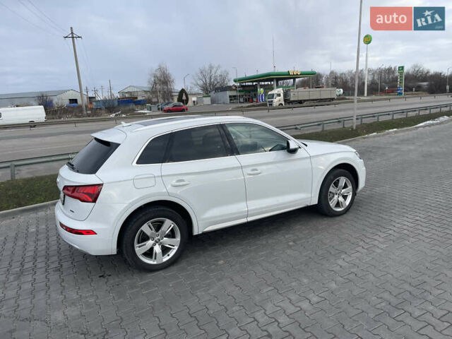 Белый Ауди Ку 5, объемом двигателя 2 л и пробегом 85 тыс. км за 25500 $, фото 4 на Automoto.ua