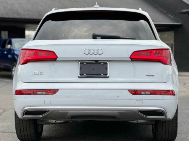 Білий Ауді Ку 5, об'ємом двигуна 2 л та пробігом 36 тис. км за 12500 $, фото 5 на Automoto.ua