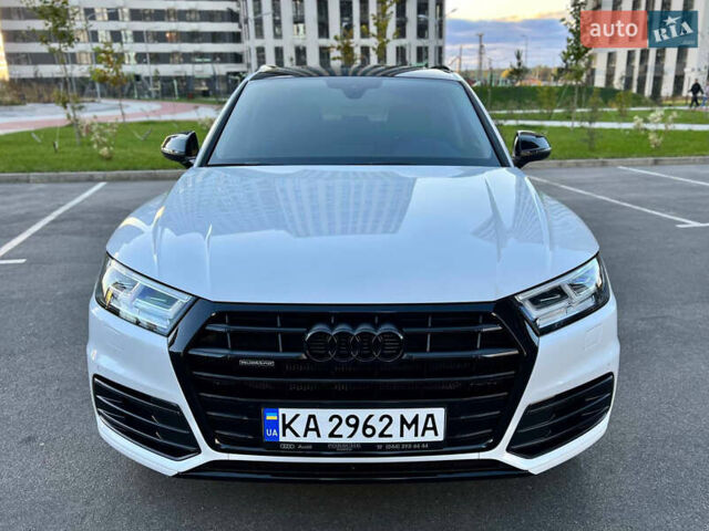 Белый Ауди Ку 5, объемом двигателя 1.98 л и пробегом 63 тыс. км за 31400 $, фото 9 на Automoto.ua