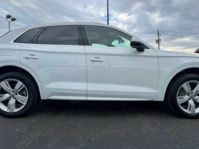 Білий Ауді Ку 5, об'ємом двигуна 2 л та пробігом 36 тис. км за 12500 $, фото 3 на Automoto.ua