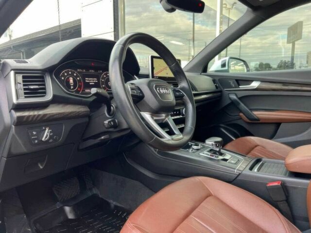 Білий Ауді Ку 5, об'ємом двигуна 2 л та пробігом 36 тис. км за 12500 $, фото 8 на Automoto.ua