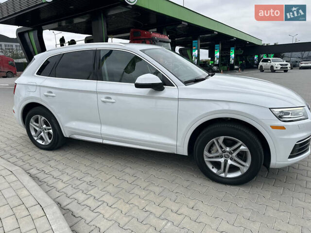 Ауди Ку 5 2019 в Тернополе на Automoto.ua Белый Ауди Ку 5, объемом двигателя 2 л и пробегом 64 тыс. км за 24700 $, фото 3 на Automoto.ua