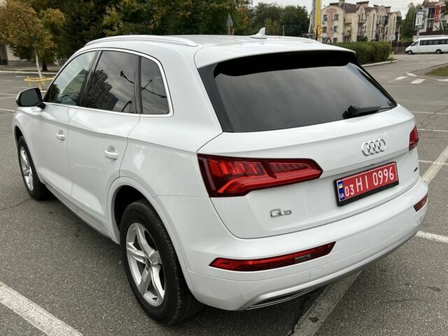 Белый Ауди Ку 5, объемом двигателя 2 л и пробегом 158 тыс. км за 24000 $, фото 2 на Automoto.ua