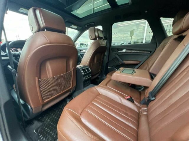 Білий Ауді Ку 5, об'ємом двигуна 2 л та пробігом 36 тис. км за 12500 $, фото 13 на Automoto.ua