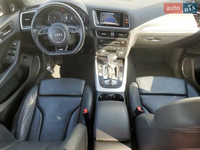 Белый Ауди Ку 5, объемом двигателя 2 л и пробегом 177 тыс. км за 3300 $, фото 7 на Automoto.ua