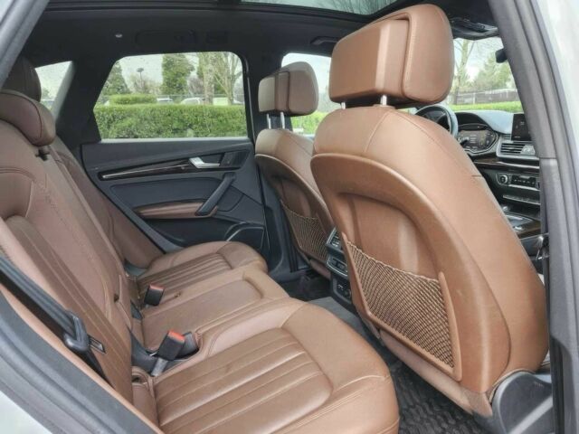 Білий Ауді Ку 5, об'ємом двигуна 2 л та пробігом 37 тис. км за 19200 $, фото 7 на Automoto.ua