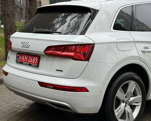 Белый Ауди Ку 5, объемом двигателя 1.98 л и пробегом 88 тыс. км за 26900 $, фото 10 на Automoto.ua