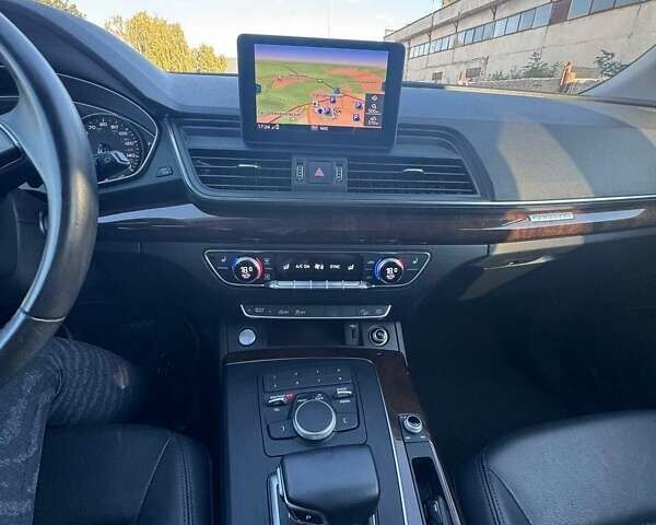 Ауди Ку 5 2019 в Тернополе на Automoto.ua Белый Ауди Ку 5, объемом двигателя 1.98 л и пробегом 88 тыс. км за 26500 $, фото 10 на Automoto.ua