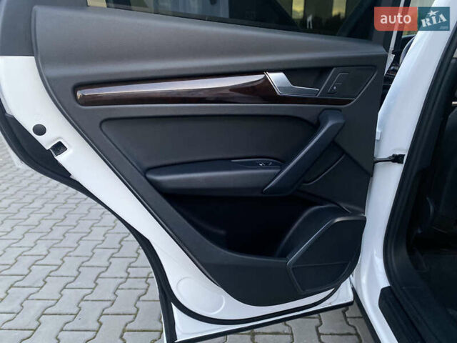 Білий Ауді Ку 5, об'ємом двигуна 2 л та пробігом 148 тис. км за 21500 $, фото 36 на Automoto.ua