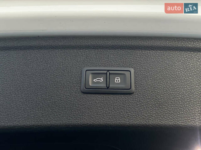 Білий Ауді Ку 5, об'ємом двигуна 2 л та пробігом 148 тис. км за 21500 $, фото 39 на Automoto.ua