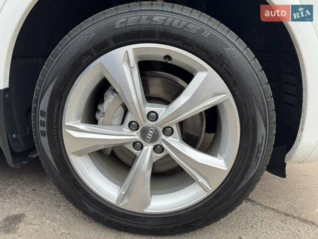 Белый Ауди Ку 5, объемом двигателя 1.98 л и пробегом 118 тыс. км за 25500 $, фото 21 на Automoto.ua