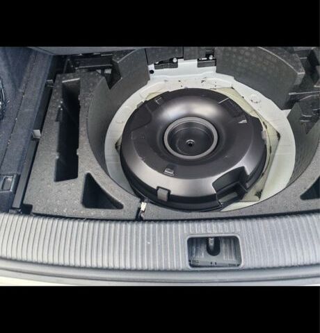 Белый Ауди Ку 5, объемом двигателя 2 л и пробегом 68 тыс. км за 6500 $, фото 5 на Automoto.ua