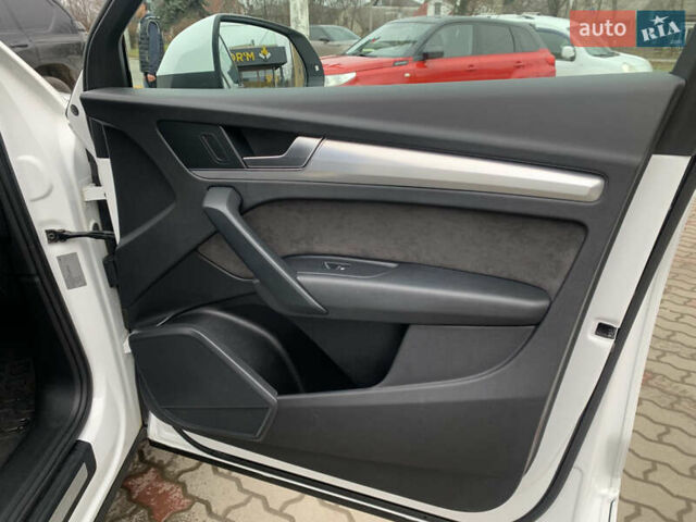 Белый Ауди Ку 5, объемом двигателя 2 л и пробегом 188 тыс. км за 31700 $, фото 50 на Automoto.ua