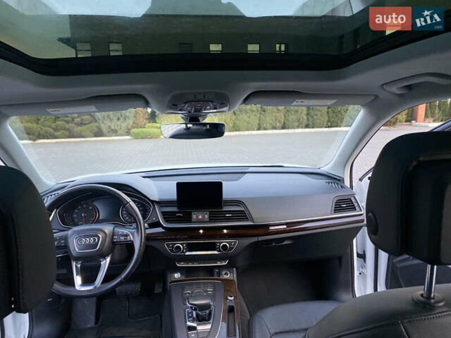 Білий Ауді Ку 5, об'ємом двигуна 2 л та пробігом 148 тис. км за 21500 $, фото 22 на Automoto.ua