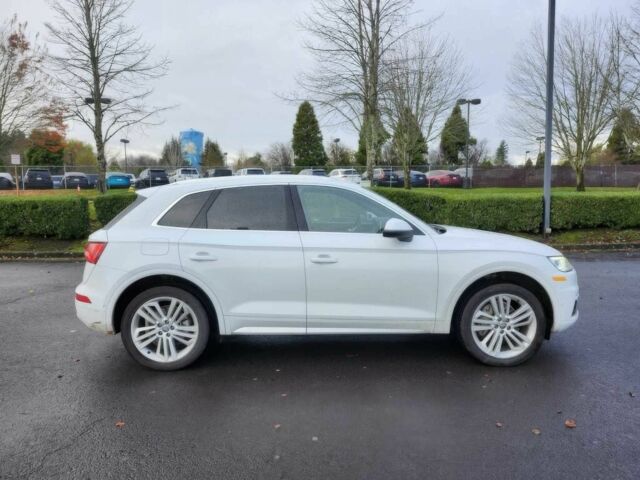 Білий Ауді Ку 5, об'ємом двигуна 2 л та пробігом 37 тис. км за 19200 $, фото 2 на Automoto.ua