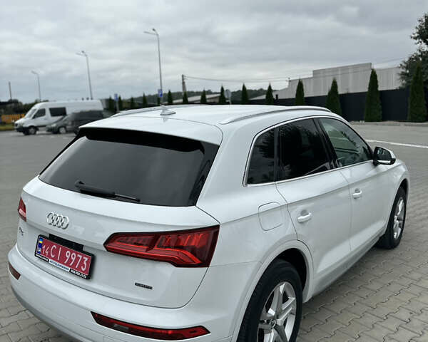 Ауди Ку 5 2019 в Тернополе на Automoto.ua Белый Ауди Ку 5, объемом двигателя 2 л и пробегом 64 тыс. км за 24700 $, фото 4 на Automoto.ua