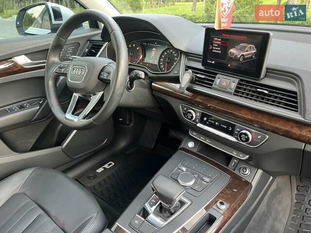 Белый Ауди Ку 5, объемом двигателя 1.98 л и пробегом 218 тыс. км за 23500 $, фото 20 на Automoto.ua