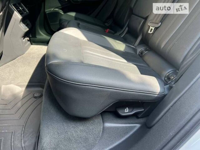 Білий Ауді Ку 5, об'ємом двигуна 1.98 л та пробігом 175 тис. км за 26000 $, фото 19 на Automoto.ua