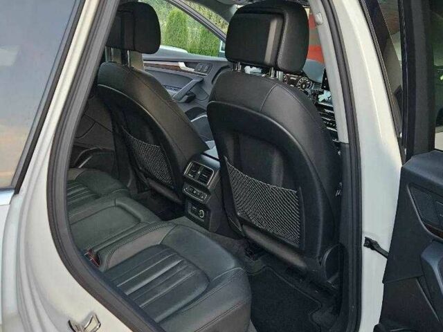 Белый Ауди Ку 5, объемом двигателя 2 л и пробегом 67 тыс. км за 13700 $, фото 11 на Automoto.ua