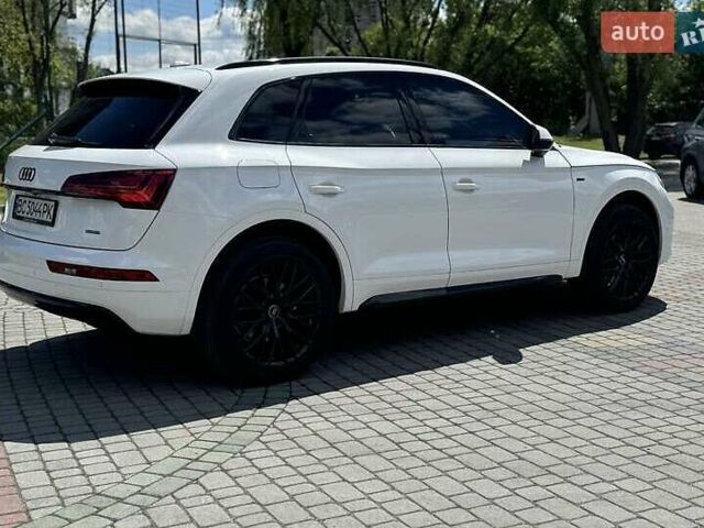Белый Ауди Ку 5, объемом двигателя 1.98 л и пробегом 86 тыс. км за 28100 $, фото 9 на Automoto.ua