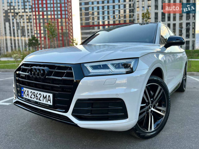 Белый Ауди Ку 5, объемом двигателя 1.98 л и пробегом 63 тыс. км за 31400 $, фото 5 на Automoto.ua