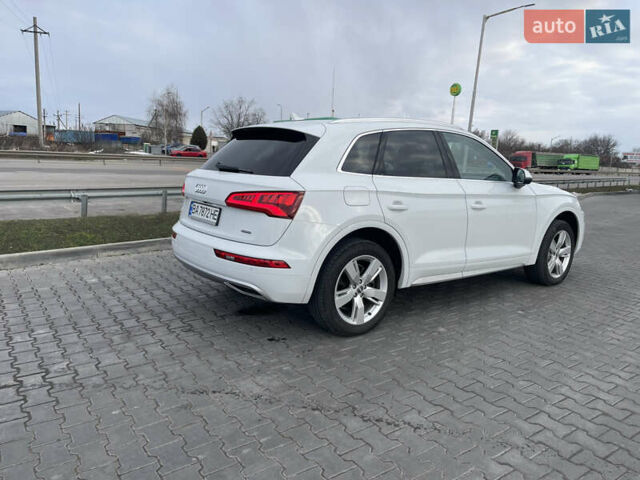 Белый Ауди Ку 5, объемом двигателя 2 л и пробегом 85 тыс. км за 25500 $, фото 6 на Automoto.ua