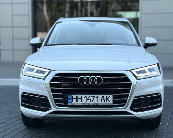 Белый Ауди Ку 5, объемом двигателя 1.98 л и пробегом 52 тыс. км за 28500 $, фото 13 на Automoto.ua