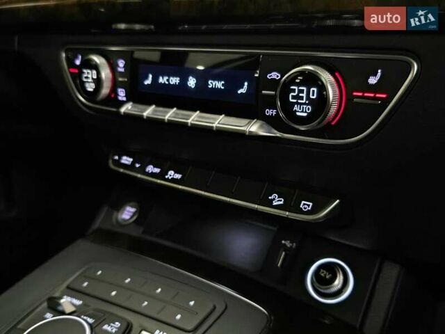 Белый Ауди Ку 5, объемом двигателя 1.98 л и пробегом 71 тыс. км за 24999 $, фото 23 на Automoto.ua