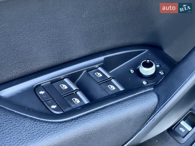 Білий Ауді Ку 5, об'ємом двигуна 1.98 л та пробігом 148 тис. км за 16400 $, фото 43 на Automoto.ua