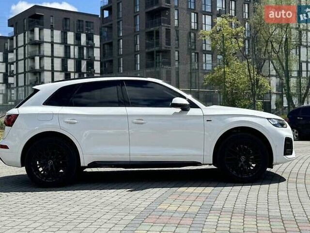 Белый Ауди Ку 5, объемом двигателя 1.98 л и пробегом 86 тыс. км за 28100 $, фото 10 на Automoto.ua