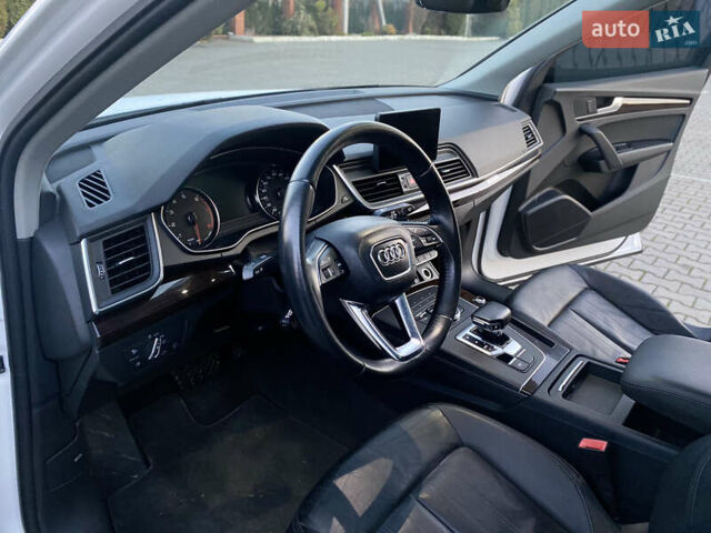 Білий Ауді Ку 5, об'ємом двигуна 2 л та пробігом 148 тис. км за 21500 $, фото 14 на Automoto.ua