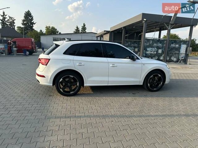 Білий Ауді Ку 5, об'ємом двигуна 2.97 л та пробігом 140 тис. км за 45698 $, фото 22 на Automoto.ua