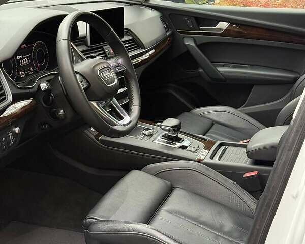 Белый Ауди Ку 5, объемом двигателя 1.98 л и пробегом 88 тыс. км за 26900 $, фото 17 на Automoto.ua