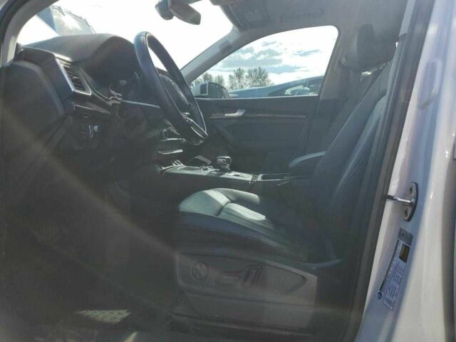 Белый Ауди Ку 5, объемом двигателя 0 л и пробегом 56 тыс. км за 6500 $, фото 6 на Automoto.ua