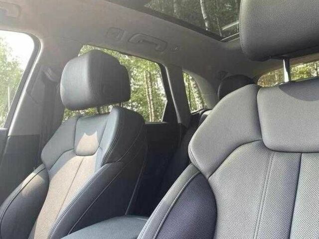 Белый Ауди Ку 5, объемом двигателя 2 л и пробегом 73 тыс. км за 19500 $, фото 9 на Automoto.ua